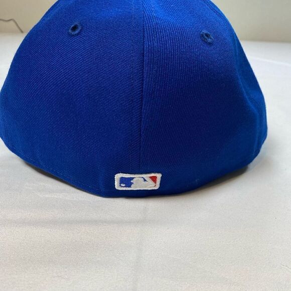 NWT New Era Fitted Blue Chicago Cubs Baseball Cap -Official On Field Size 7 1/4 - Picture 5 of 9